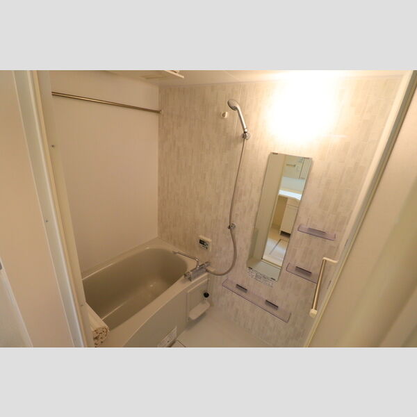 ライズ生田 浴室