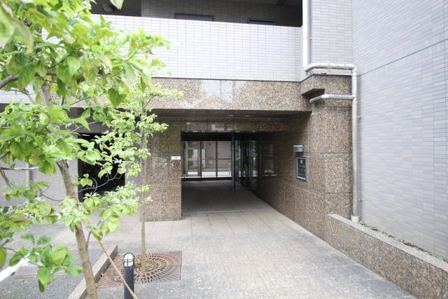 ルーブル中野沼袋弐番館 エントランス