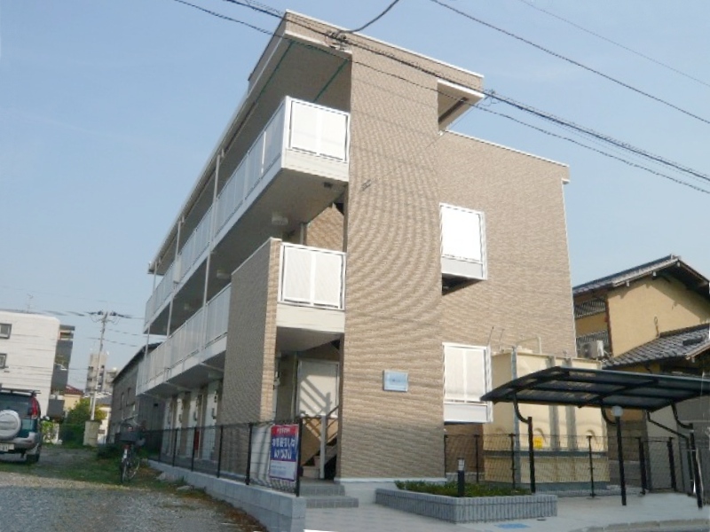 レオパレスカリンの外観画像