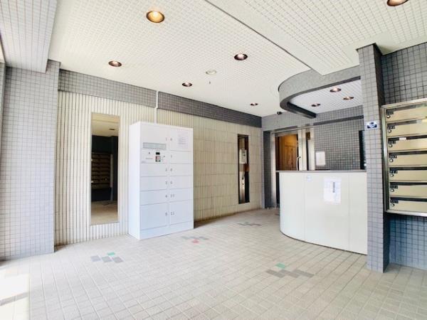 大井町タウンハウス3階 エントランス