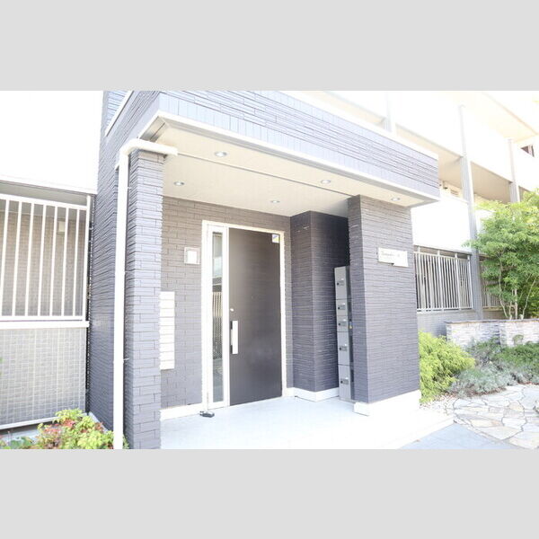 Grandir　B エントランス