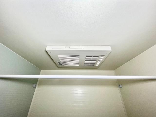 シエルブルー（Ciel Blue）102号室 浴室乾燥機