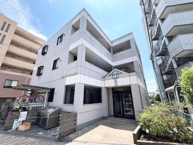 アローウェルス 外観写真（昼）