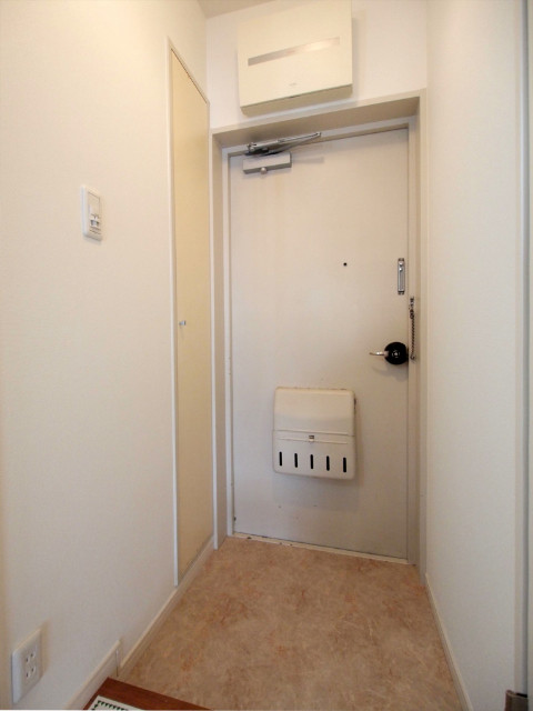 びらしんび 玄関