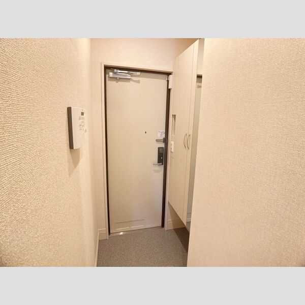 ポートランドAB　A棟 玄関