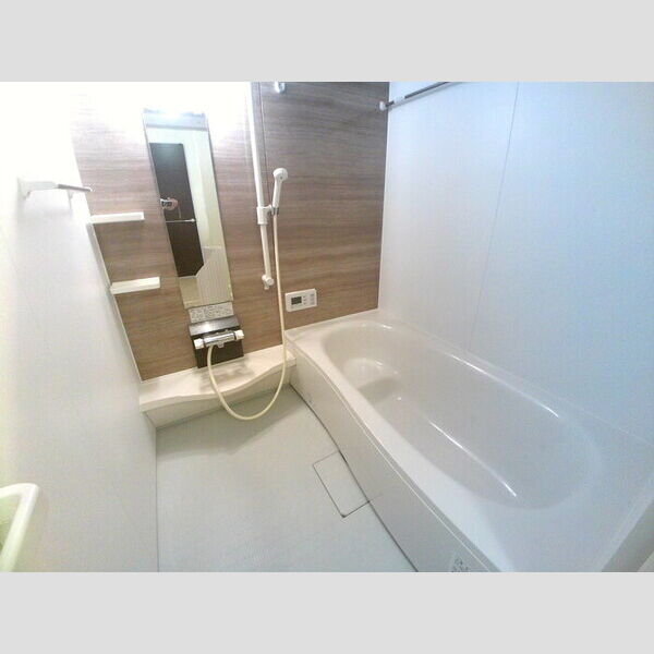 コーポミナモトⅢ 追焚きと浴室乾燥機付の一坪風呂