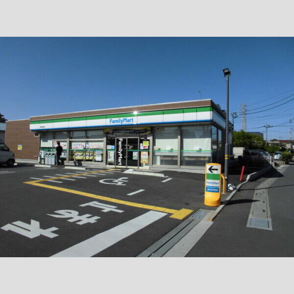 グレイス　A ファミリーマート