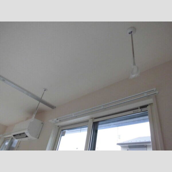 ヴィラージュ　A101号室 室内物干し