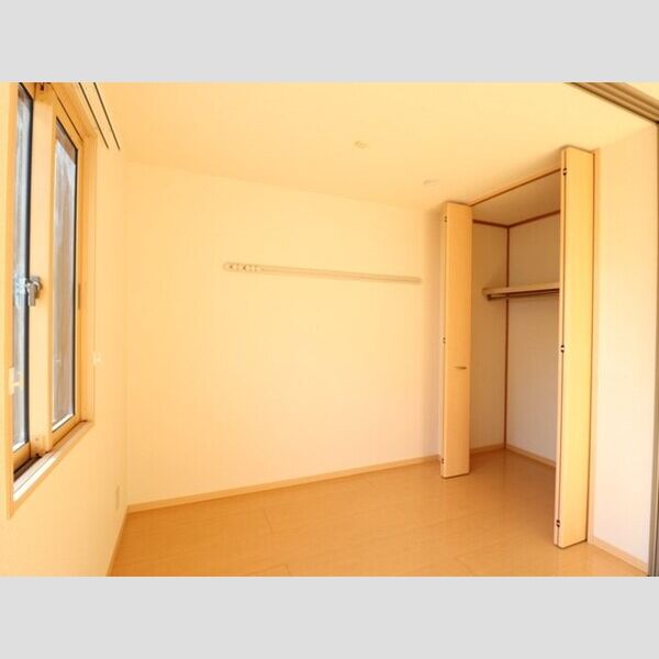 メゾンローレル　Ⅰ 201号室 同建物別部屋の参考画像