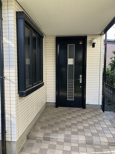 狛江市和泉本町テラスハウス 玄関