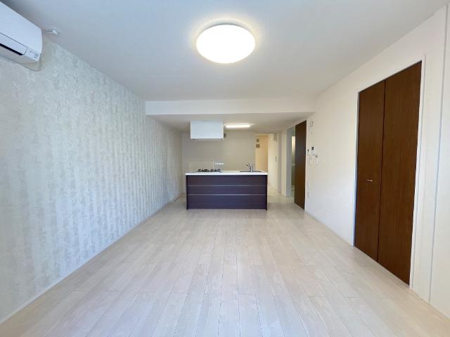 セレーナクオーレ106号室 リビング