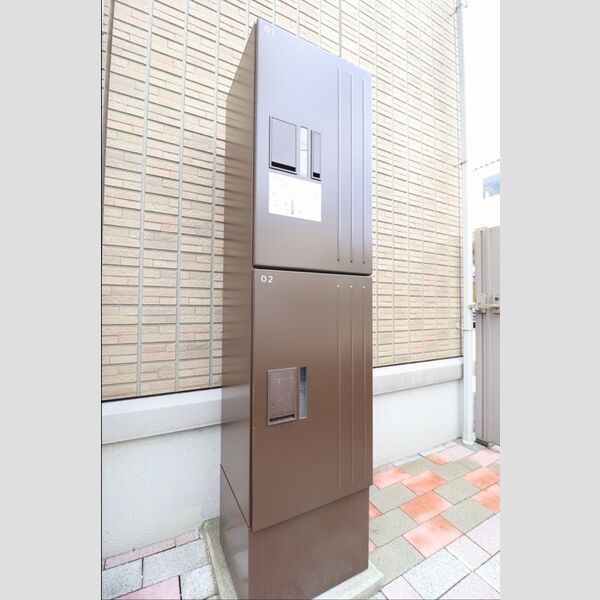 チェリーブラッサム 宅配ボックス