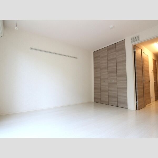 メゾン ド マロン 洋室(別角度)