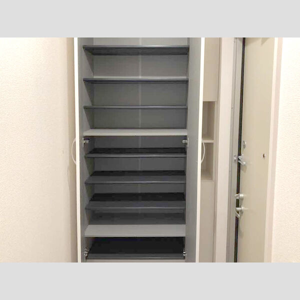 プランドール鎌倉103号室 シューズボックス