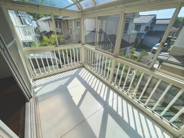 相模原市緑区又野戸建て ルーフバルコニーだから悪天候でも洗濯できます