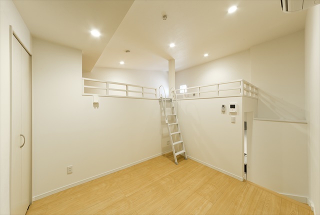 ＫＡＨＡＬＥ八千代Ｂ リビング