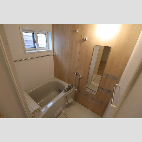 クレスト四谷101号室 お風呂