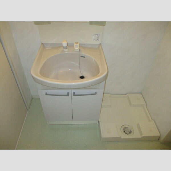 グランメールⅡ201号室 Ⅱ201(洗髪洗面化粧台、室内洗濯機置場)