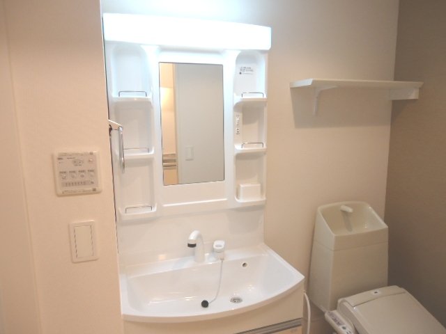 シエル・ブルー205号室 洗髪洗面化粧台