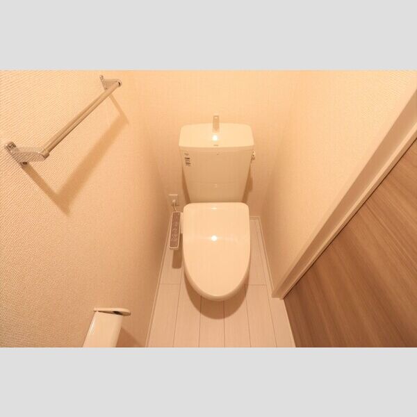 アンリシール瀬崎101号室 温水洗浄暖房便座トイレ