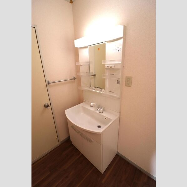 ドミールエム 洗髪洗面化粧台♪