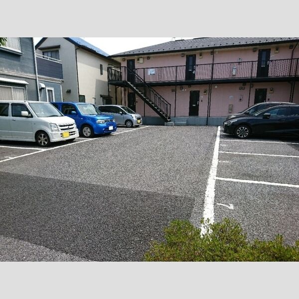 パルク セゾン 駐車場