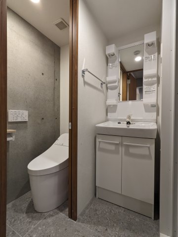 ミオテゾーロ哲学堂カーザ0304号室 洗面