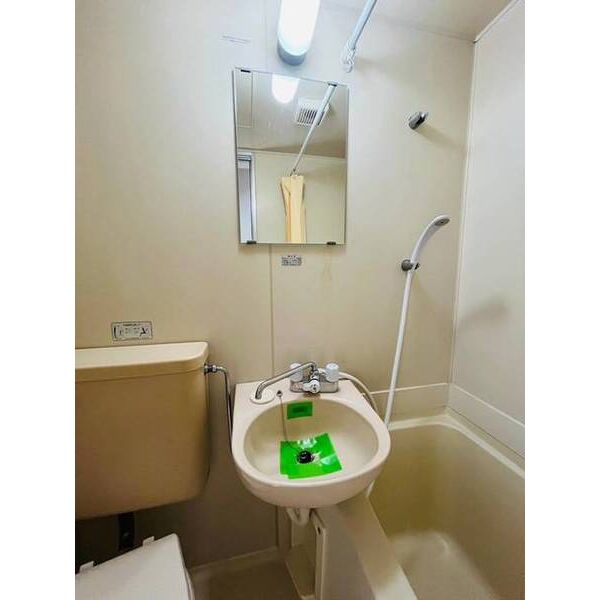 レオパレス戸田公園第03 洗面