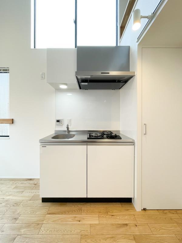 LUNA COURT AKABANEDAI2階 玄関