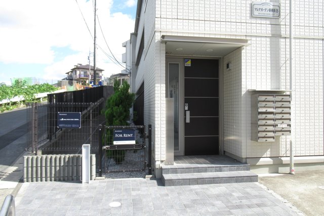 マレアガーデン新横浜Ｂ棟0206号室 エントランス