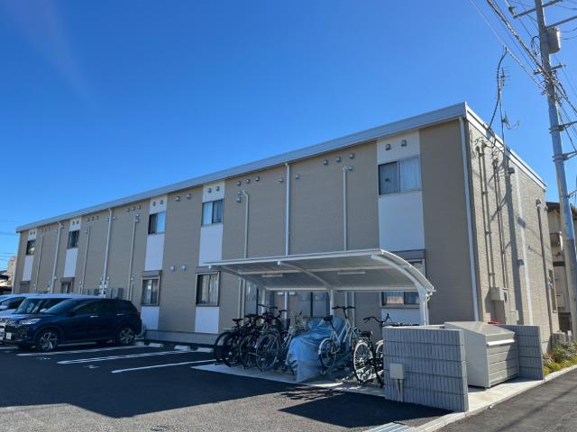 プラージュ 外観写真（昼）