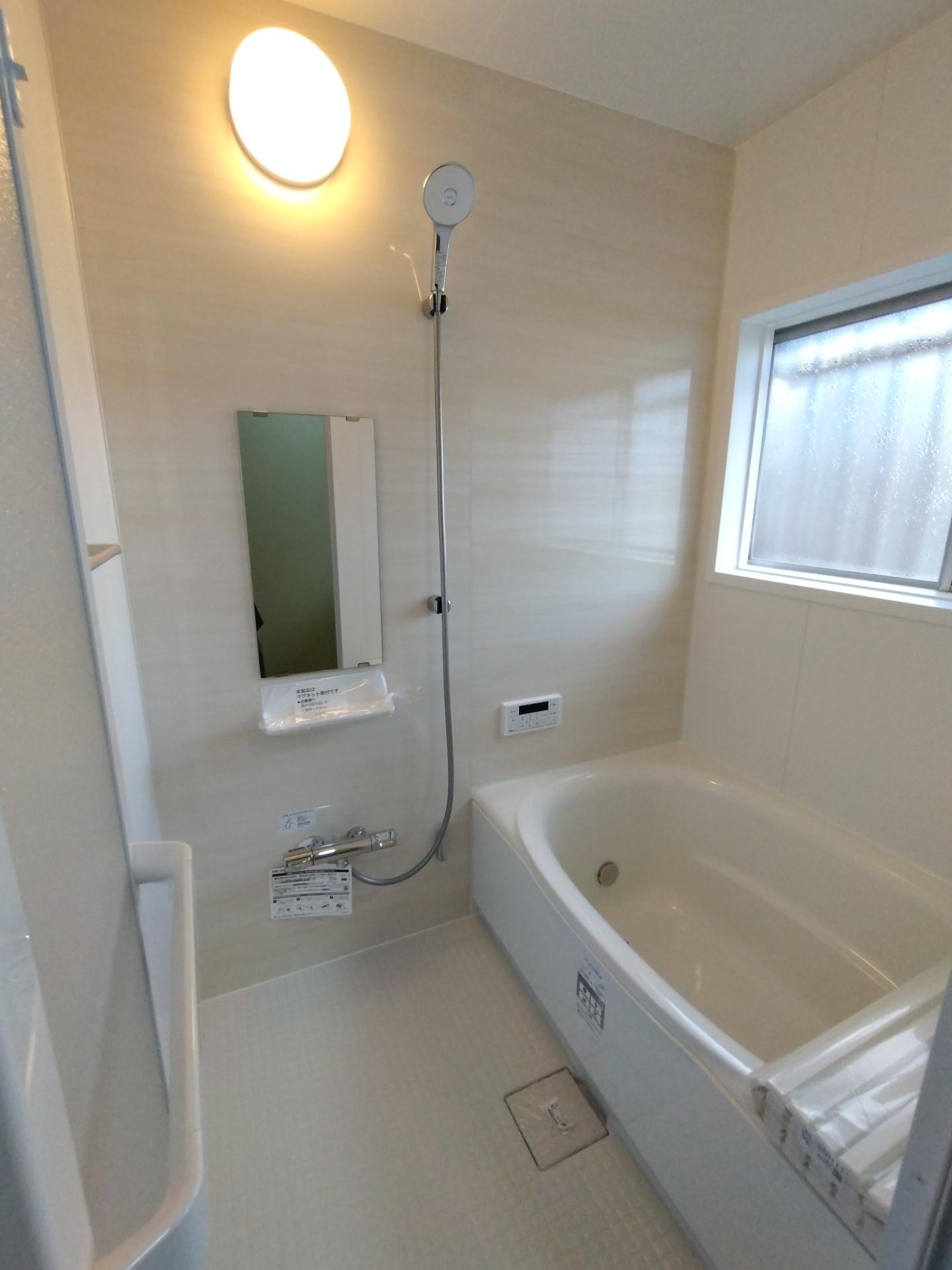 こもれびの丘のオリビア 新品のユニットバス（もちろん追い焚き機能付き！）