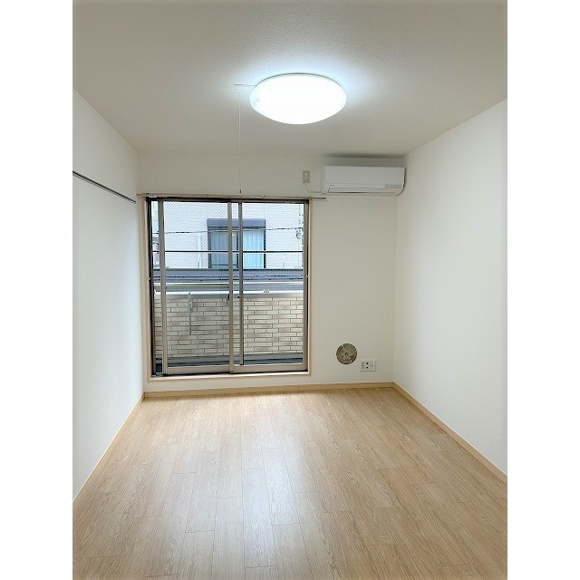 ルームピア船橋 リビング