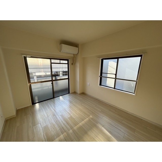 ニュースカイ桜ヶ丘 リビング