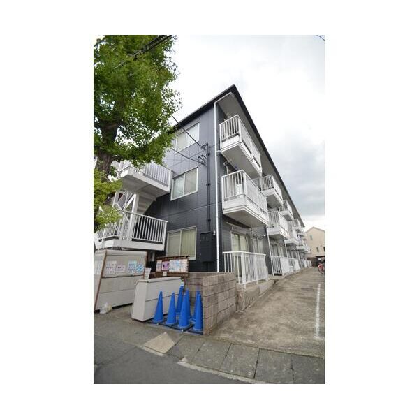 エステートピア野川305号室 外観