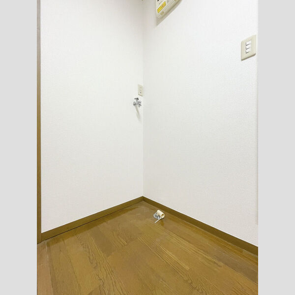 シャトル松原106号室 106号室　洗濯機置き場