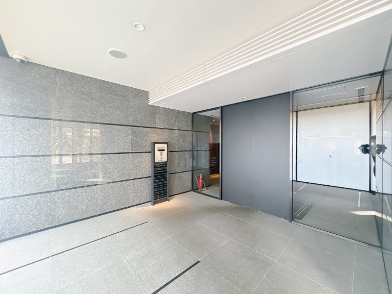 ベルファース目黒7階 風除室