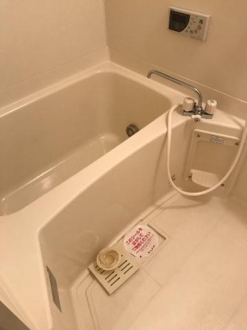 メイプルコート仲道102号室 バス（追焚き・浴室乾燥）