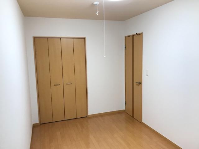 ユニバーサイド00202号室 洋室