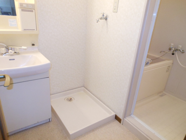 パークハイツⅡ0102号室 防水板