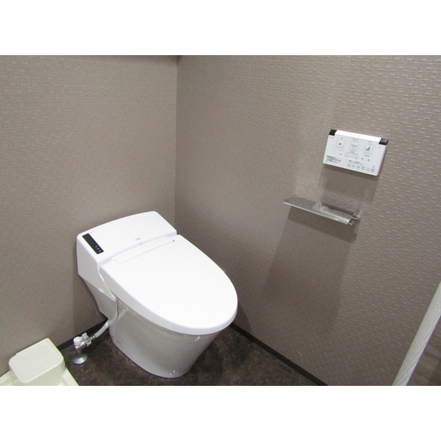 ロアール横浜南伍番館7階 内観