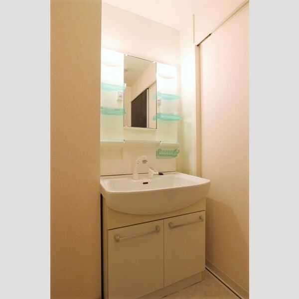 セレーノ.K 洗髪洗面化粧台