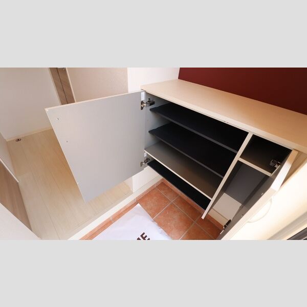 フィオーレ103号室 ★シューズボックス★