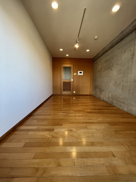 ａｂｉｔａｒｅ　ｎｉｓｈｉａｚａｂｕ リビング