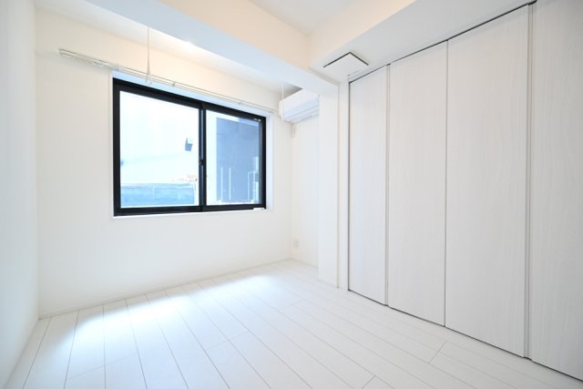 Ｔｈｅ　Ｒｅｓｉｄｅｎｃｅ　Ｎｉｈｏｎｂａｓｈｉ地下1階 洋室2