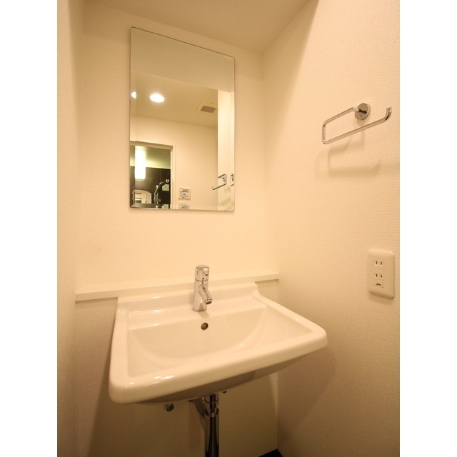 プレール・ドゥーク高輪202号室 独立洗面台