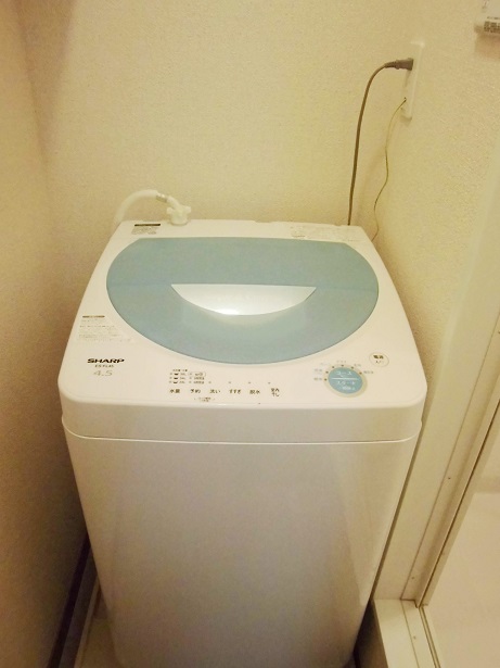 レオパレストリメゾン103号室 洗濯機