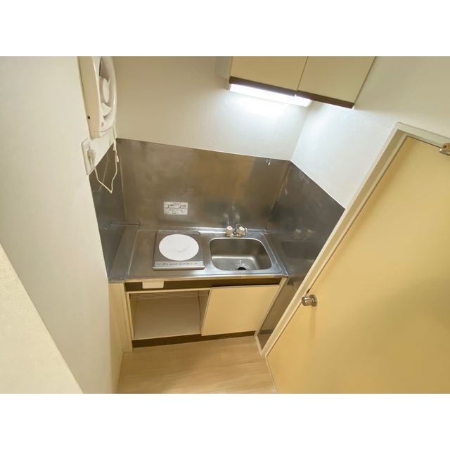 清水ハイツ208号室 内観