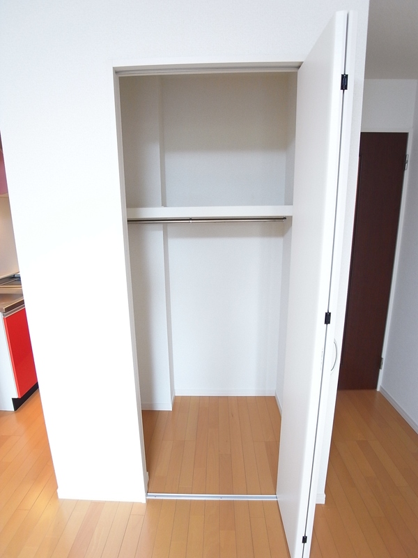 リブリ・パーシモン2階 収納