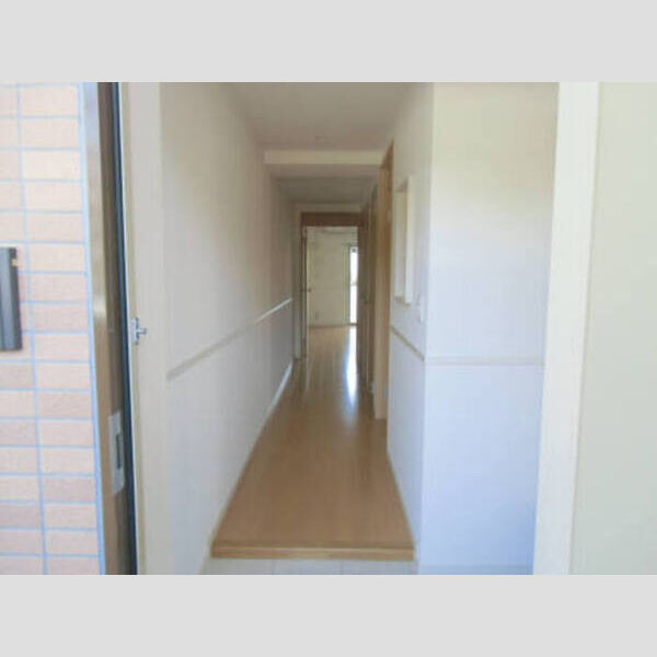 ベルファミーユ高根台Ⅲ108号室 108 玄関